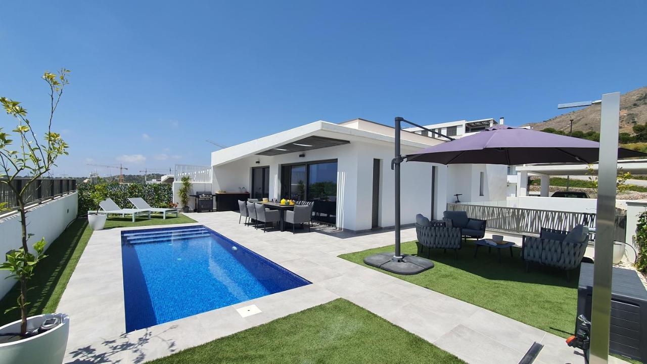 Pool & Snooker Villa Finestrat Exteriör bild